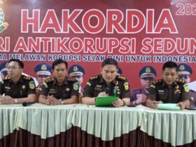 Kejari Kabupaten Blitar menetapkan YW, mantan Direktur PDAM Tirta Penataran Kabupaten Blitar sebagai tersangka dalam dugaan kasus korupsi dua proyek pengeboran sumber air. (blok-a.com/Fajar)