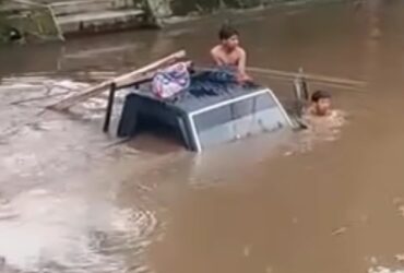 Detik-Detik Pikap Kecebur Sungai di Kepanjen