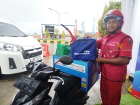 Muhammad Hasan (23), Driver Motorist Asal Malang yang bekerja di Jalan Tol Pandaan-Malang (blok-a.com / Yogga Ardiawan)