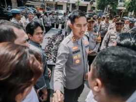 Kapolres Jombang pimpin pemeriksaan senjata api milik anggotanya.(dokumen Polres)