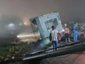 Villa di Kota Batu Ambruk, Korban Dilarikan ke Rumah Sakit
