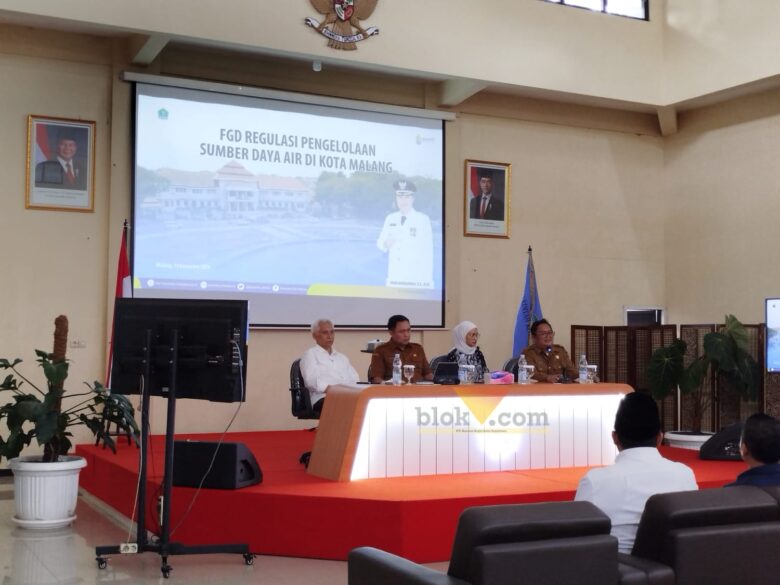 Pembahasan FGD Regulasi Pengelolaan SDA di Kota Malang (blok-a.com / Yogga Ardiawan)
