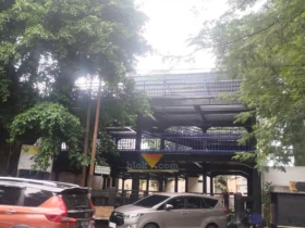 Parkir Vertikal Di Gedung Eks DLH Kota Malang (blok-a.com / Yogga Ardiawan)