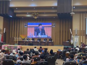 Rapat pleno terbuka rekapitulasi hasil perhitungan perolehan suara tingkat KPU Kabupaten Malang (blok-a.com/ Putu Ayu Pratama S)