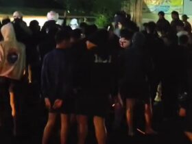 Pengamanan anggota gangster yang beraksi di Pasar Lawang, Kabupaten Malang, Sabtu (7/12/2024) dini hari