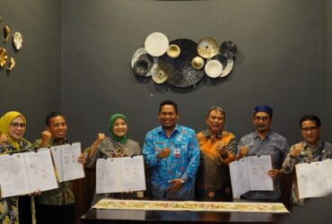Penandatanganan perpanjangan PKS PBPU antara BPJS cabang Sidoarjo dengan Pemkab Kabupaten Sidoarjo.