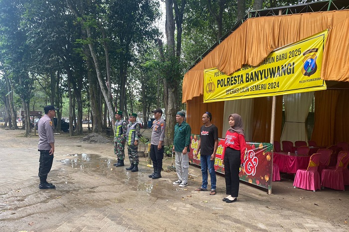 Patroli gabungan pengamanan Nataru di seputaran Pulau Merah, Jumat (27/12/2023).(blok-a.com/Kuryanto)