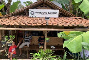 Tampak depan Nasi Jagung di Waroeng Tandon (blok-a/Bob Bimantara Leander)