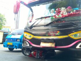 Bus yang terlibat laka lantas di Kota Batu pada Rabu (15/1/2025) (blok-a.com/ Putu Ayu Pratama S)