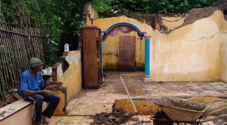 Akhir tahun 2024, Badan Penanggulangan Bencana Daerah (BPBD) Kabupaten Malang mencatat sejumlah dampak dari hujan deras yang terjadi beberapa hari terakhir