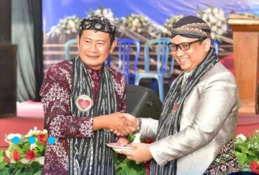 Pak Yes dukung Ponpes Saud Al Mubarok bangun pendidikan karakter.