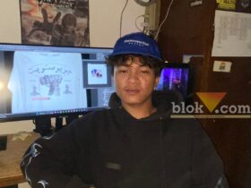 Gibran Dirgantara Leander, Desainer Grafis asal Kota Malang yang karyanya laku hingga ke Amerika. (blok-a.com/ Muhammad Berril Labiq)