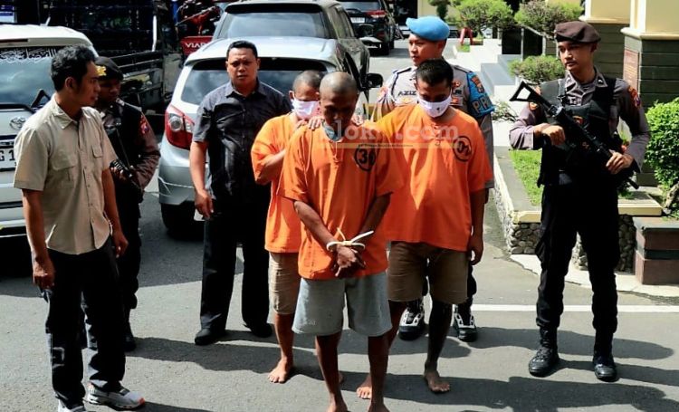 Tim Sat Narkoba Polres Blitar Kota mengamankan pelaku pengedar narkoba. (blok-a.com/Fajar)