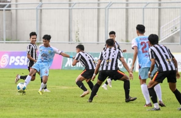 Persewangi Banyuwangi menundukkan Persid Jember 1-0 dalam laga 32 besar Liga 4 Jatim Grup AA, Rabu (22/1/2025). (blok-a.com/Kuryanto)