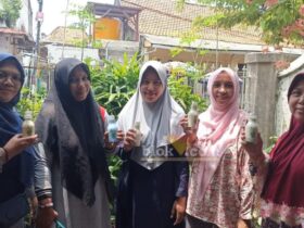 Inovasi ibu-ibu PKK Kebungson, Gresik daun kelor disulap menjadi inovasi kuliner berupa dawet yang segar dan menyehatkan.(blok-a.com/ivan)