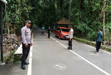 Polresta Banyuwangi gelar patroli di berbagai tempat wisata selama libur panjang Isra Miraj dan Imlek, Senin (27/1/2025). (blok-a.com/Kuryanto)