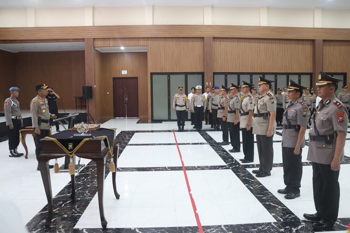 Upacara sertijab rotasi lima Kapolsek, Polresta Sidoarjo