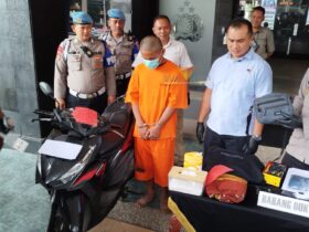 Jajaran Polresta Malang Kota saat memberikan keterangan kasus curanmor (blok-a.com / Yogga Ardiawan)