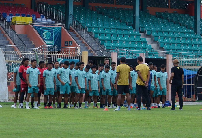 Gresik United akan menghadapi tuan rumah, Persibo Bojonegoro, di Stadion Letjen Soedirman, Bojonegoro, Jumat (21/2/2025).