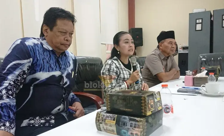 Rapat dengar pendapat yang digelar komisi III DPRD Kota Mojokerto.(blok-a.com/Syahrul Wijaya)