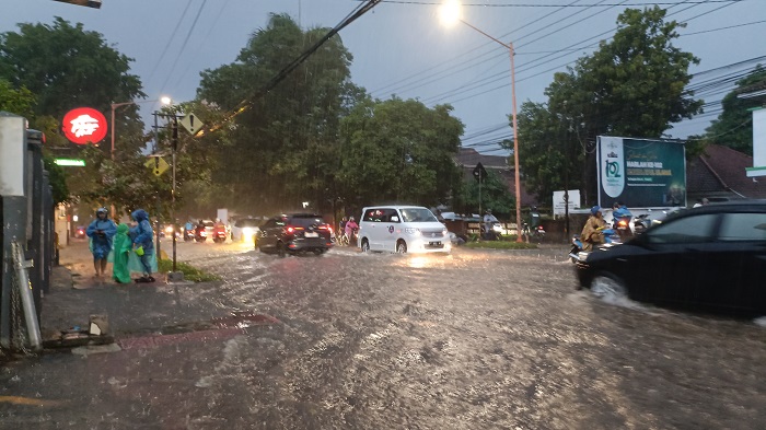Banjir di beberapa wilayah perkotaan Banyuwangi.(dok. banyuwanginews)