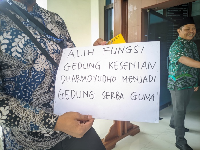 Gedung Kesenian Darmoyudo, Kota Pasuruan. (dok. blok-a.com)
