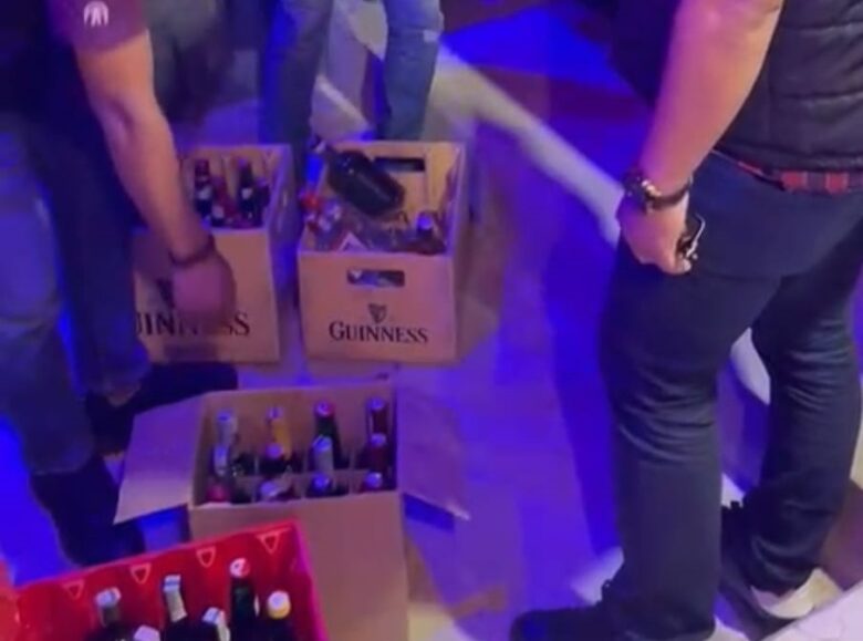 Sat Resnarkoba Polres Gresik berhasil mengungkap kasus penjualan miras di dua lokasi berbeda.(Istimewa)