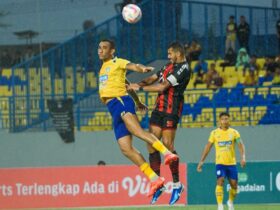 Gresik United bermain imbang 2-2 melawan Persekat Tegal saat bermain di Gelora Joko Samudro, Gresik, Sabtu (9/2/2025).(Istimewa)