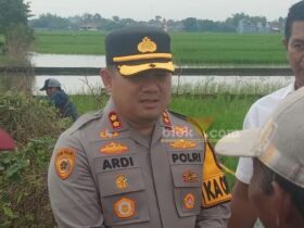Kapolres Jombang AKBP Ardi Kurniawan saat memberikan keterangan kepada wartawan.(blok-a.com/Syahrul Wijaya)