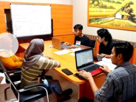 FOTO : Korban perundungan di Sanankulon melapor ke Unit Perlindungan Anak dan Perempuan Satrekrim Polres Blitar Kota. (blok-a.com/Fajar)