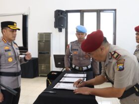 Sertijab sejumlah pejabat Polresta Banyuwangi di Gedung Rupatama Wira Pratama, Senin (3/3/2025).