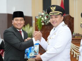 Bupati Pasuruan M Rusdi Sutejo, di Kantor DPRD Kabupaten Pasuruan.