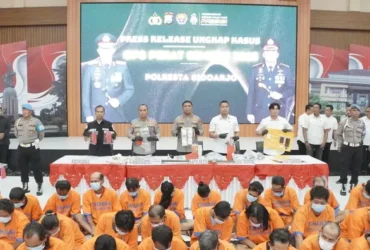 Rilis hasil ungkap kasus dan pelaku dalam Operasi Pekat Semeru 2025 Polresta Sidoarjo.