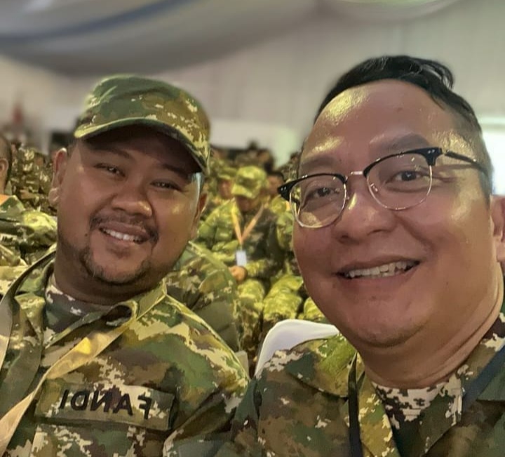 Bupati Fandi Akhmad Yani dan Wabup dr. Asluchul Alif kompak mengenakan seragam doreng saat mengikuti Retreat.(istimewa)