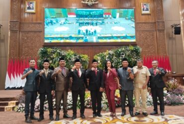 Paripurna penetapan Raperda dan pengambilan sumpah jabatan PAW DPRD dari Fraksi Gerindra Suprapto.