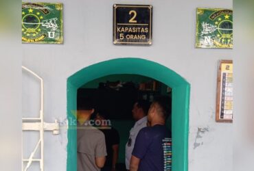 Kamar nomor 2 lapas Mojokerto yang pernah jadi tempat penahanan pendiri NU.(blok-a.com/Syahrul Wijaya)