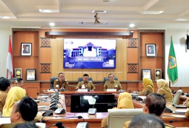 Bupati Gresik Fandi Akhmad Yani dan Wakil Bupati Asluchul Alif menegaskan pentingnya sinergi antar-Organisasi Perangkat Daerah (OPD). (Istimewa)