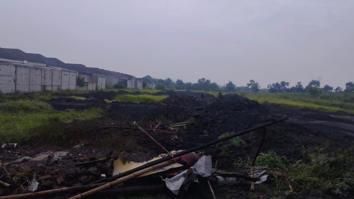 Lokasi pengurukan lahan perumahan Puri Olivia Residence, Kedungsukodani, Balongbendo, Sidoarjo.