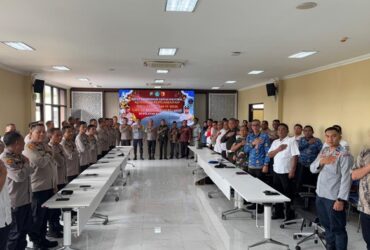 Rapat koordinasi lintas sektor di Mako Polresta Sidoarjo.