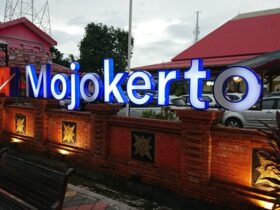 Stasiun kereta api Mojokerto.