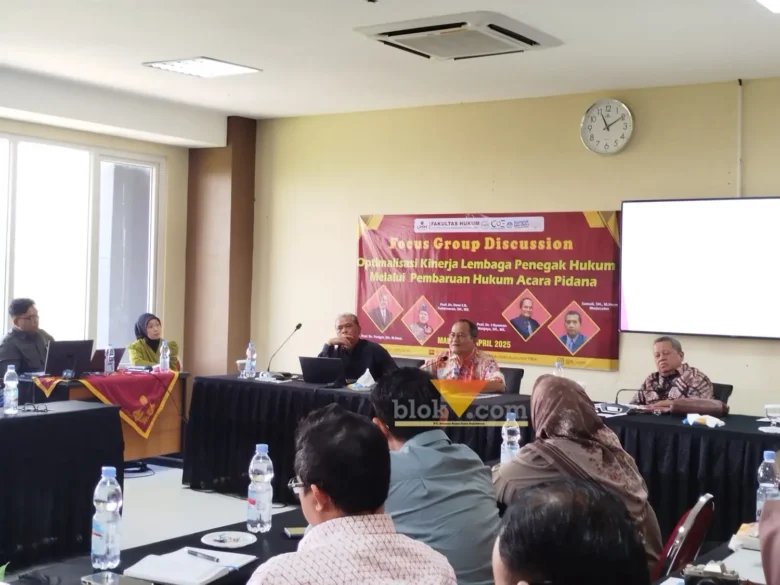 Focus Group Discussion terkait RUU KUHAP yang diadakan oleh BEM Fakultas Hukum UMM Malang.(blok-a.com/Yogga Ardiawan)