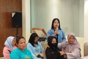 Korban R, saat menceritakan dan berharap pelaku segera dihukum (blok-a.com / Yogga Ardiawan)