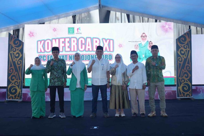 Hadir di Konfercab Fatayat NU, Ini Pesan Bupati Bojonegoro