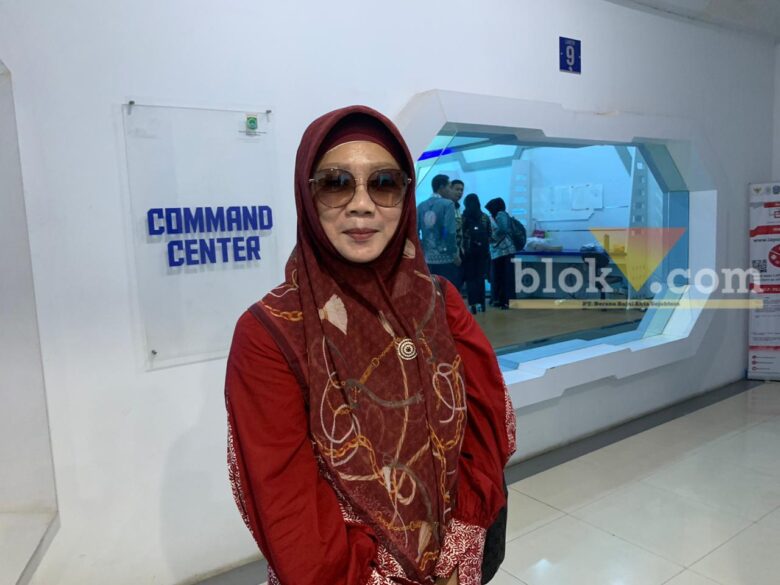 Kepala Dinas Sosial (Kadinsos) Kabupaten Malang Pantjaningsih Sri Redjeki seusai talkshow yang diselenggarakan Dinas Komunikasi dan Informatika (Diskominfo) Kabupaten Malang,