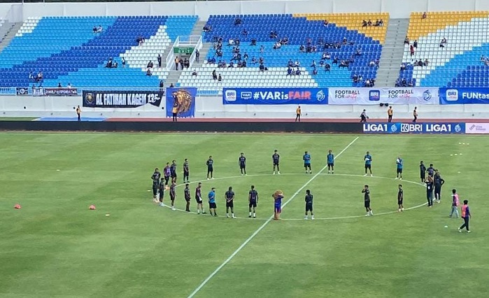 Para pemain Arema FC saat bertanding di Stadion Kanjuruhan (istimewa)