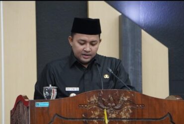 Bupati Pasuruan Rusdi Sutejo saat menyampaikan sambutannya di Rapat Paripurna.
