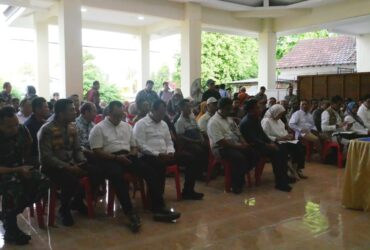 Pemerintah daerah menyampaikan warning kepada pemilik pabrik makanan tahu di Desa Tropodo, kecamatan Krian, Sidoarjo