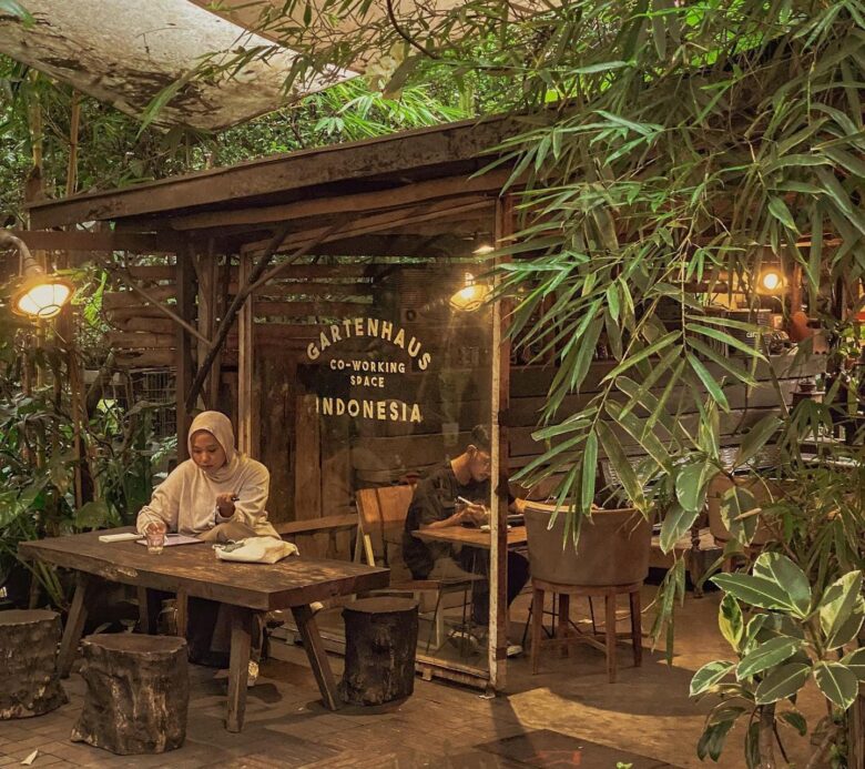 Kafe Gartanheus, tempat ngopi dengan nuansa hutan di Kota Malang (Instagram:budalrek)