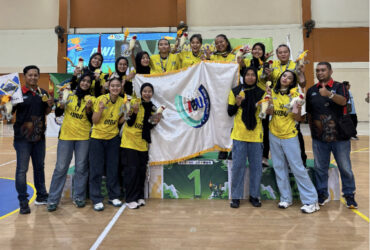 Tim Voli Putri UIBU Taklukkan Unesa di Drama 5 Set, Lengkapi Medali Emas di Pomprov Jatim