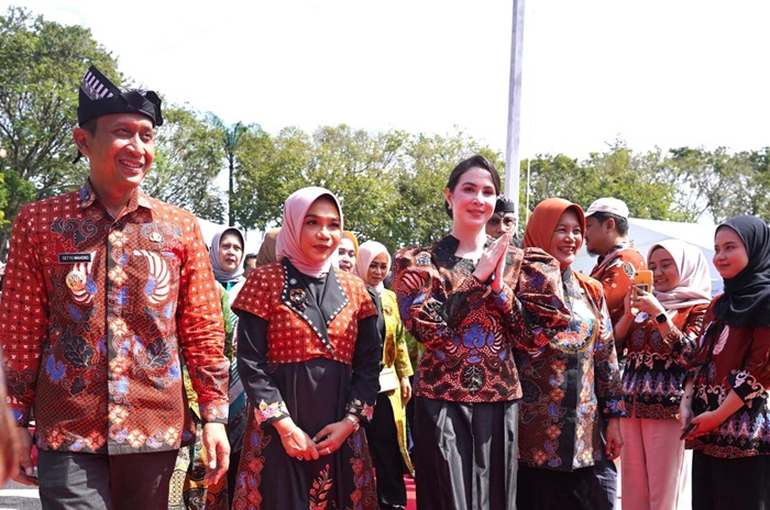 Opening Ceremony Bojonegoro Wastra Batik Festival 2025.